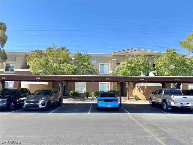 Building Photo - 8070 W Russell Rd Unit 2121