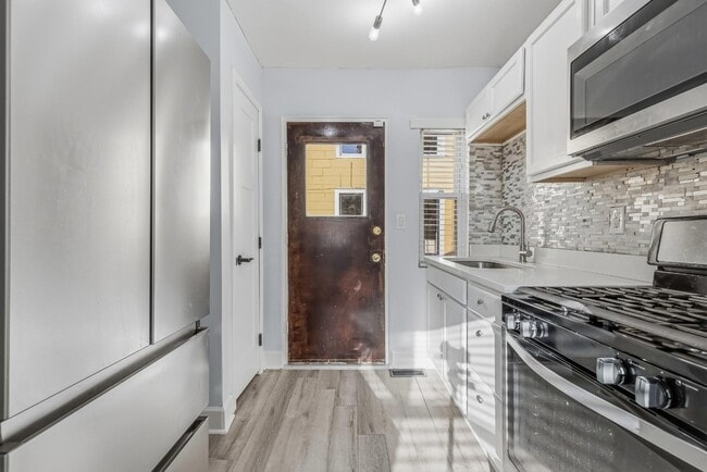 Photo - 1780 John Calvin Ave