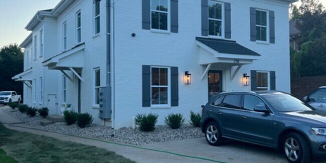 238 Chenoweth Ln - 238 Chenoweth Ln Condo
