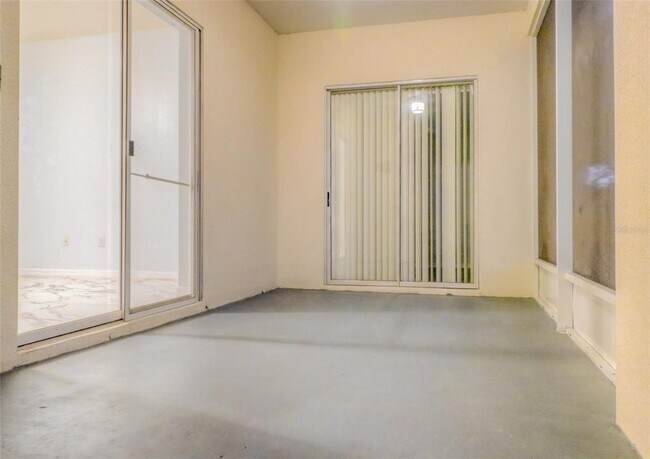 Photo - 207 Taylor Bay Ln