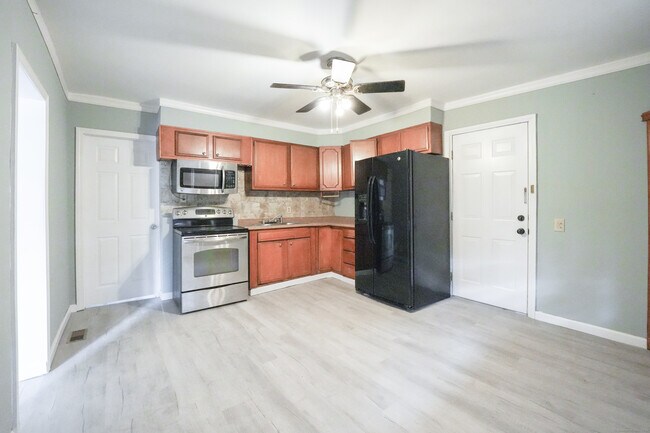 Photo - 191 Hawkins St Apartment Unit 1