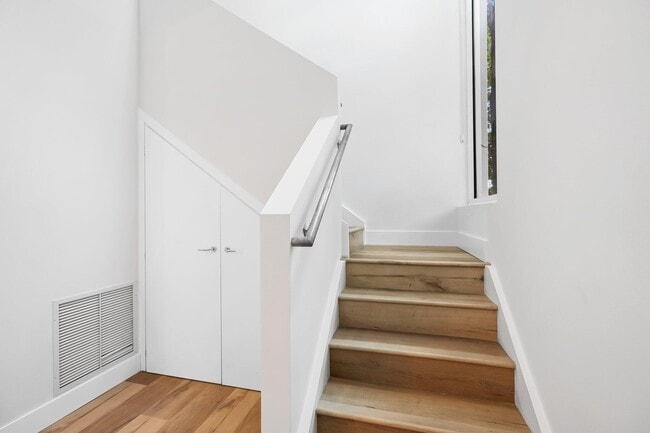 Photo - 775 NE 4th Ave