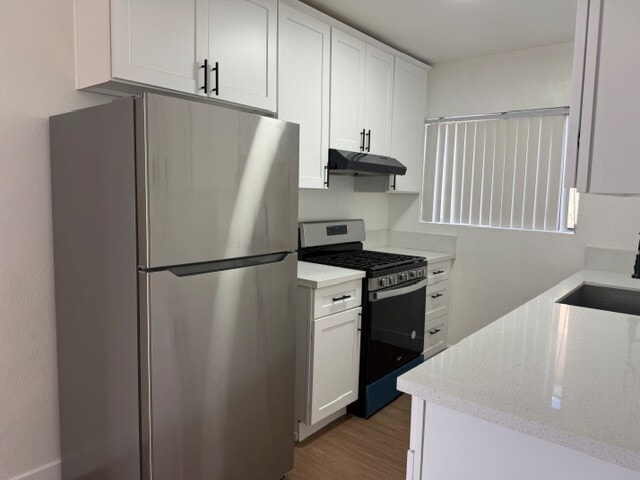 Photo - 211 1/2 W 88th Pl Unit 211.5