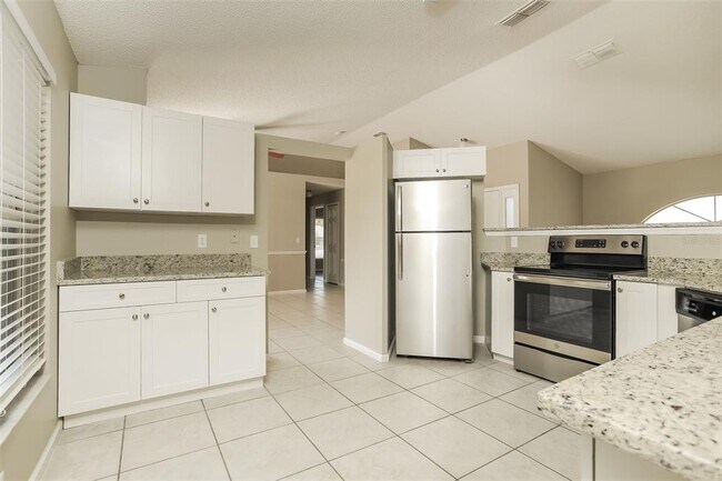 Photo - 557 Oak Branch Cir