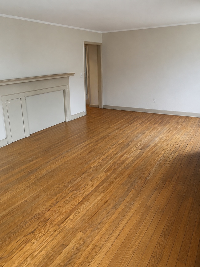 Photo - 1540 Packard St Unit Apt 2