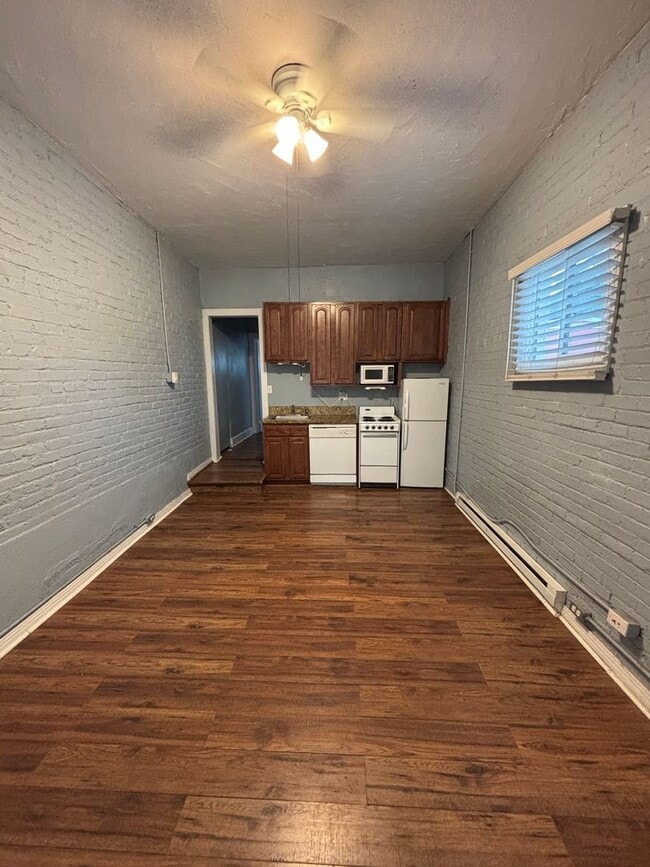 Building Photo - Quivas3916 Unit 3914B Rental