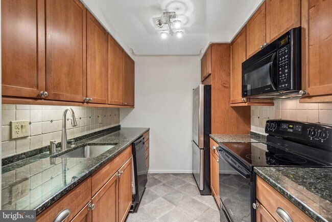 Photo - 1420 Locust St Unidad 23E