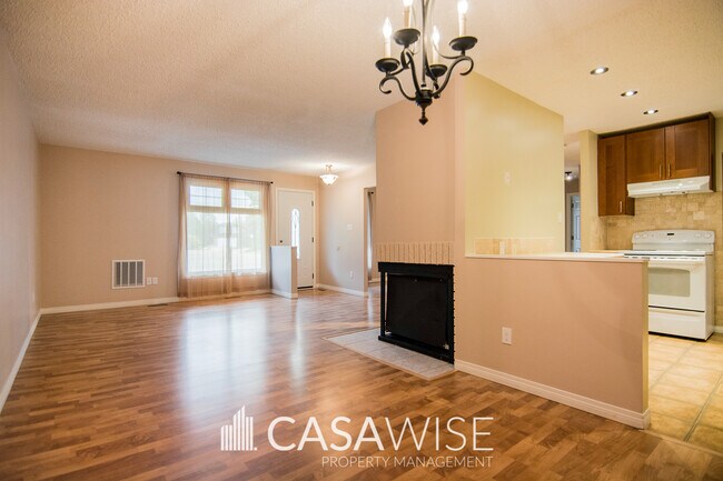 Photo - 5798-5172 172 St NW