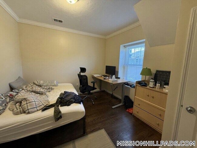 Photo - 712 Shawmut Ave Unidad 2R