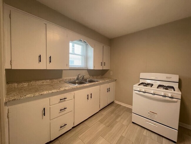 Photo - Cute 3-bedroom Home Near OTC and Drury!