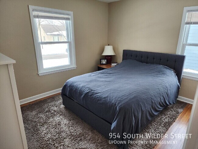 Photo - 954 S Wilder St