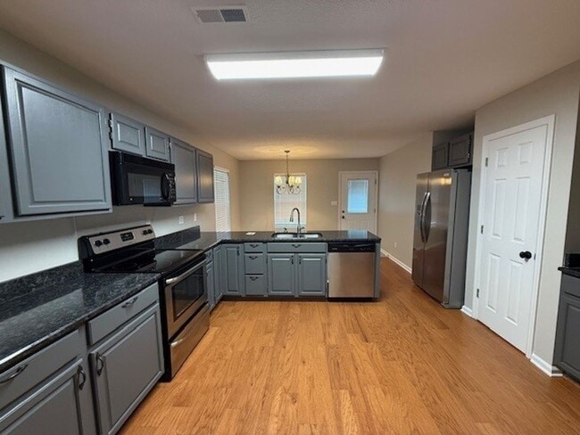 Photo - BEAUTIFUL 3 BEDROOM CONDO IN THE HARDIN VALLEY AREA!!!