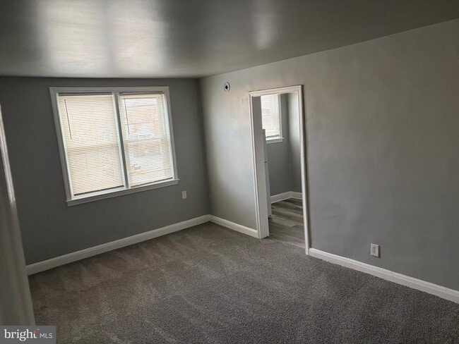 Photo - 7243 Holabird Ave