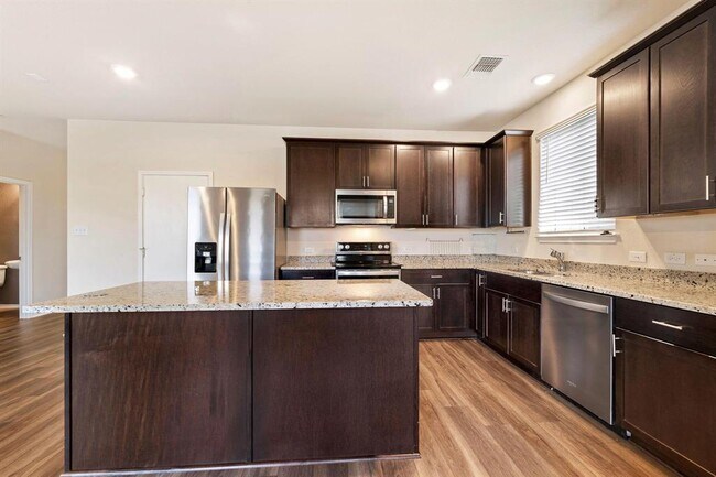 Photo - 217 Innisfree Rd