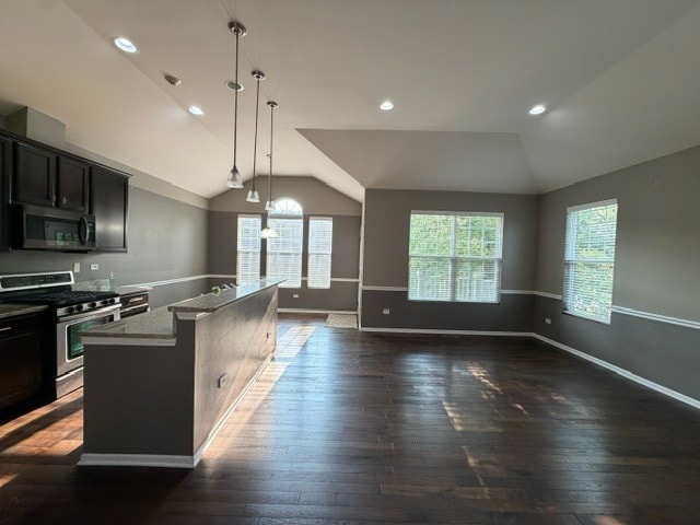 Photo - 2542 Dunraven Ave