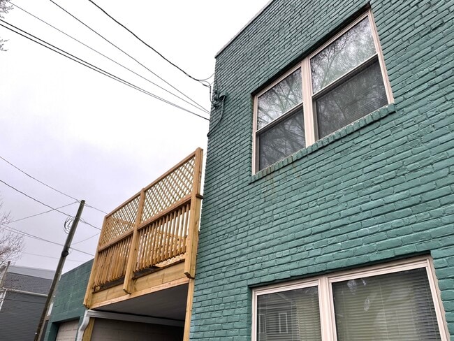 Photo - 1301 W Leigh St