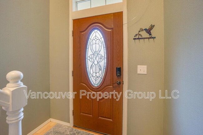 Photo - 5525 L St