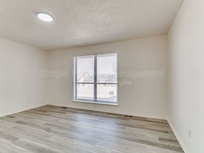 Photo - 6628 Laurel Dr