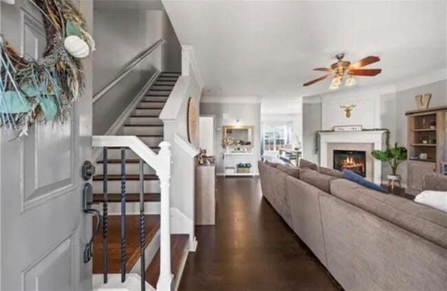 Photo - 615 Market Pl Ln
