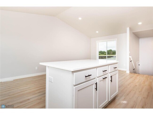 Photo - 6718 68th St S