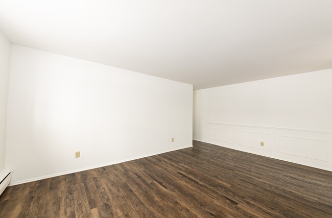 Amber Square Apartments and Townhomes