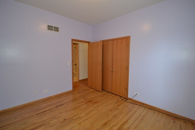 Photo - Pet Friendly 3 Bed 2 Bath Top Floor Unit Unit 974 - 3