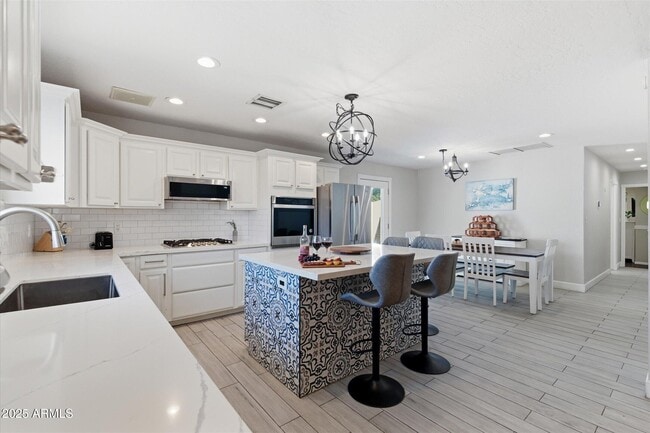 Photo - 2530 N 68th Pl
