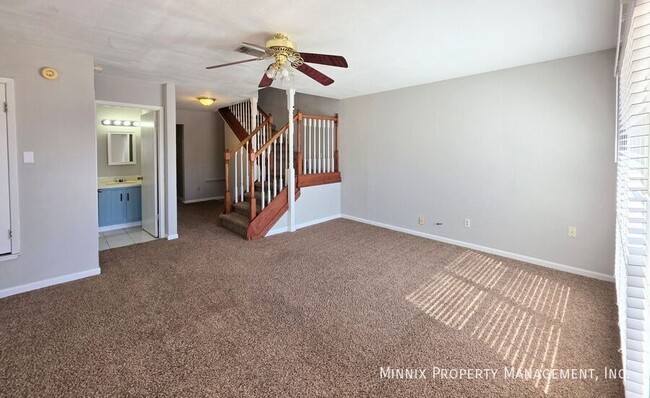 Photo - 1325 E Cowden Ave