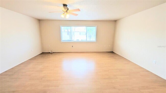 Photo - 360 Base Ave E Unit 424