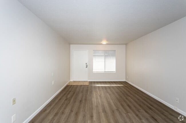 Studio - 274 SF