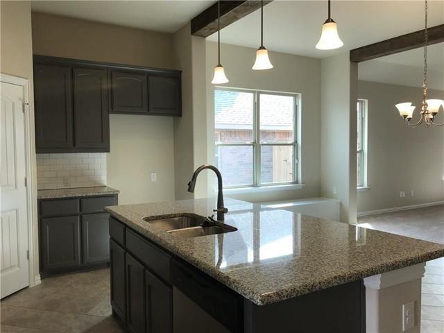 Photo - 1810 Silver Oaks Dr