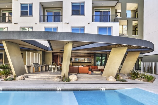 Photo - Vestra at UnCommons