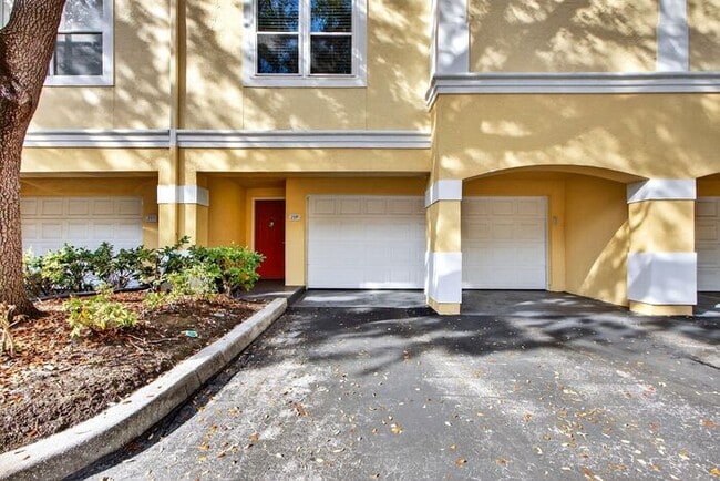 Photo - Immaculately updated 3/2.5 Three-Story Maitland Condo in Visconti!
