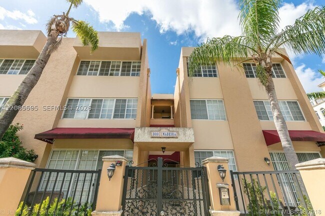 300 Madeira Ave Unit 304
