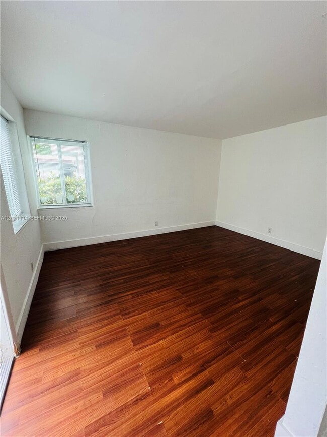 Photo - 850 81st St Unit 3