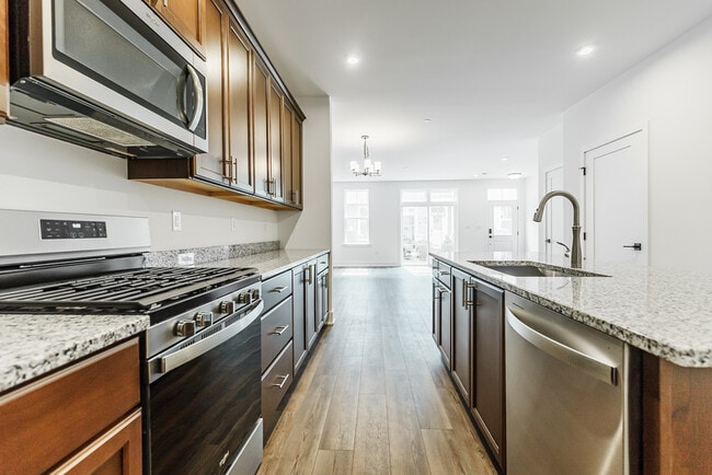 Photo - 7104 Donatello Dr