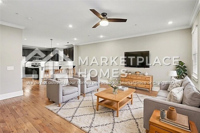 Photo - 2437/109 Bell St