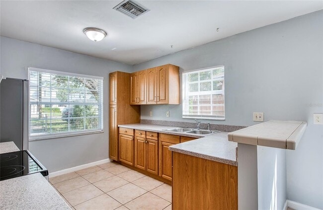 6704 Interbay Blvd