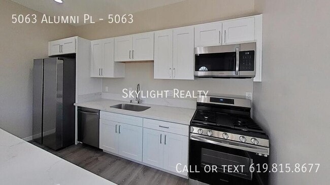 Building Photo - 5063 Alumni Pl Unit 5063