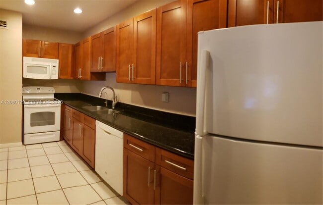 Photo - 13934 SW 90th Ave Unit 201-CC
