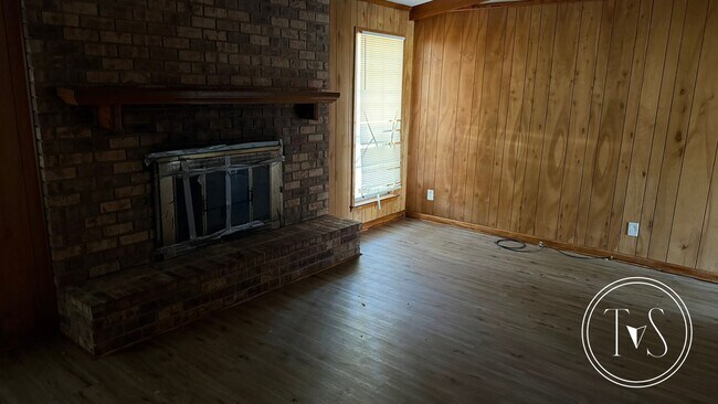 Photo - 133 Runaway Point Rd