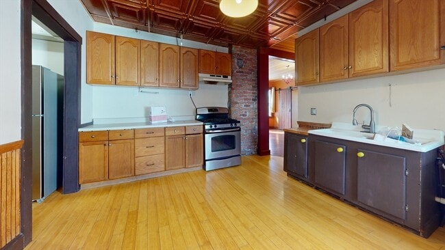 Building Photo - 12 Forest Hills St Unit 3