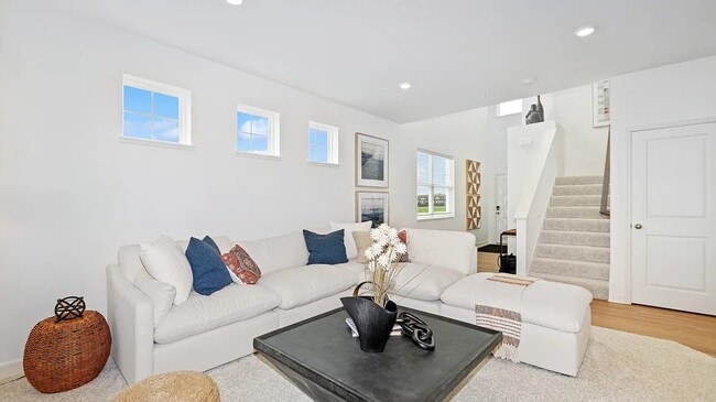Building Photo - 2154 Tyrone Dr Rental