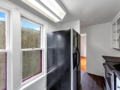Photo - 1560 Wealthy St SE