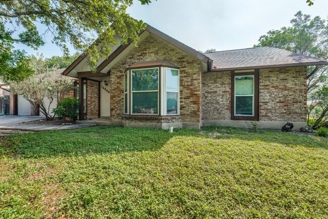 Building Photo - 3-BEDROOM, SINGLE STORY HOME IN HIGH COUNTRY