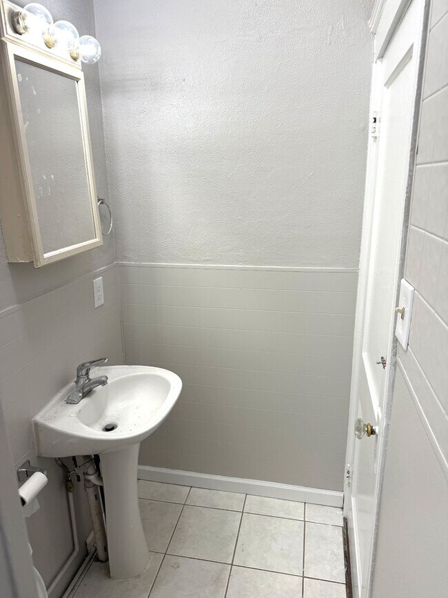 Photo - 28-30 Knight Street Unit 3R