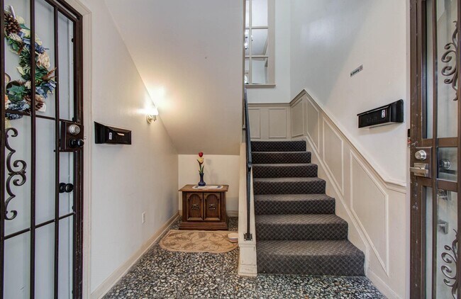 Photo - 5208 Arboles Dr