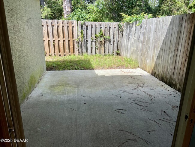 Photo - 21 Wellwood Ln