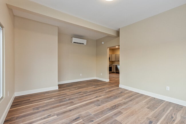 Photo - 392 S Main St Unit 1