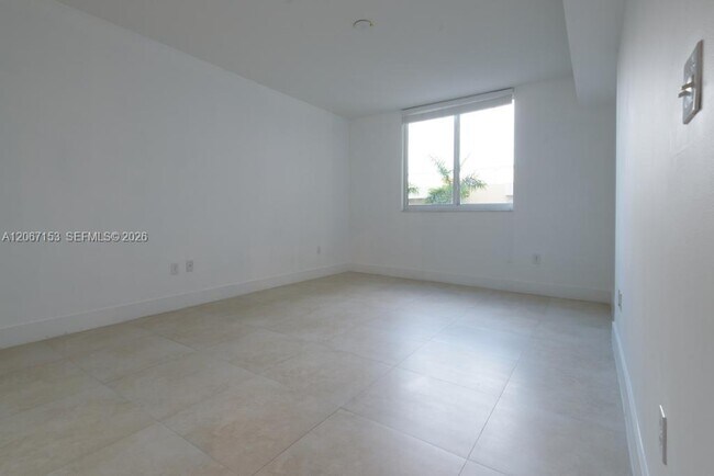 18800 NE 29th Ave Unit 427